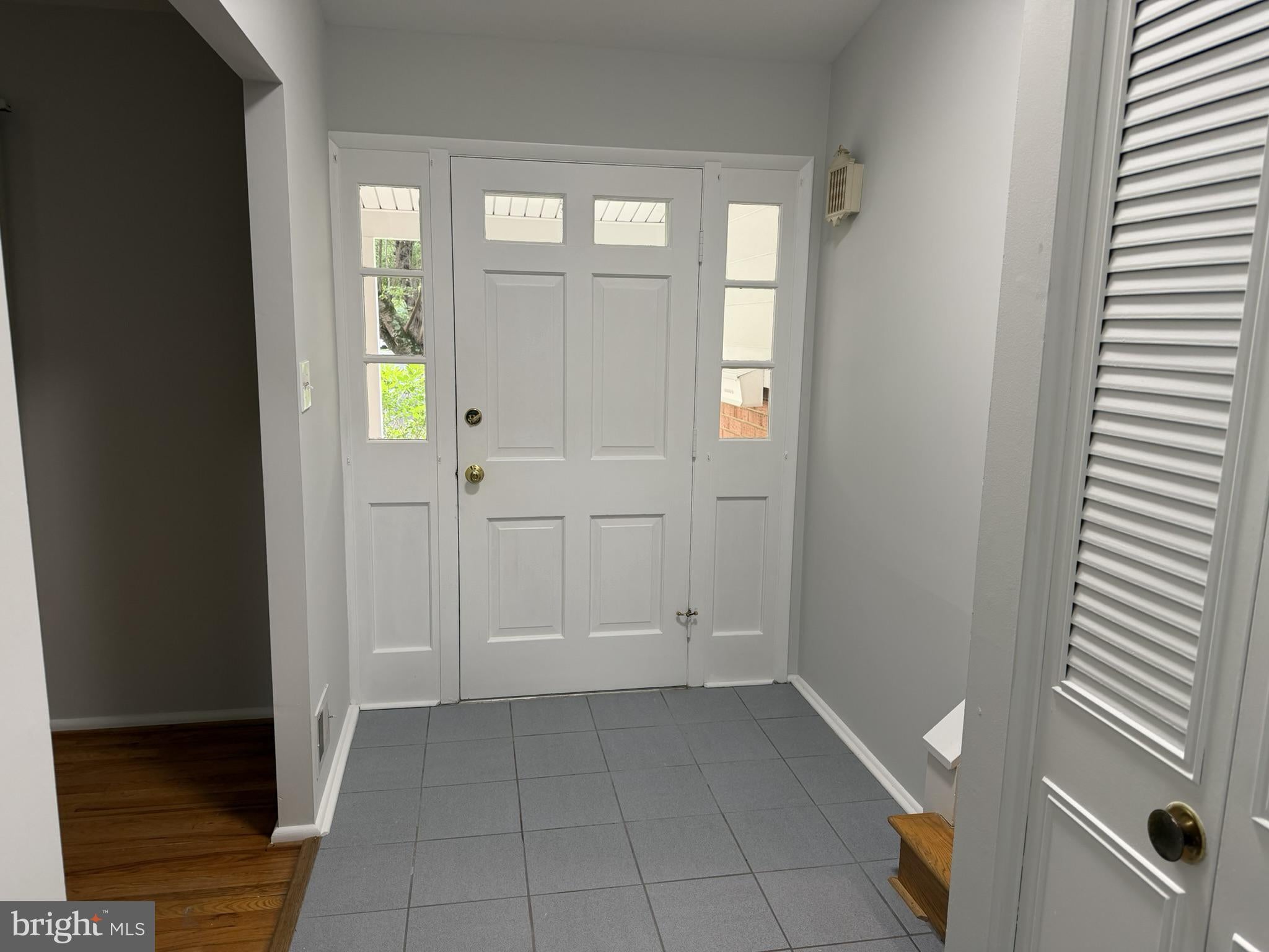 14015 CONGRESS DRIVE