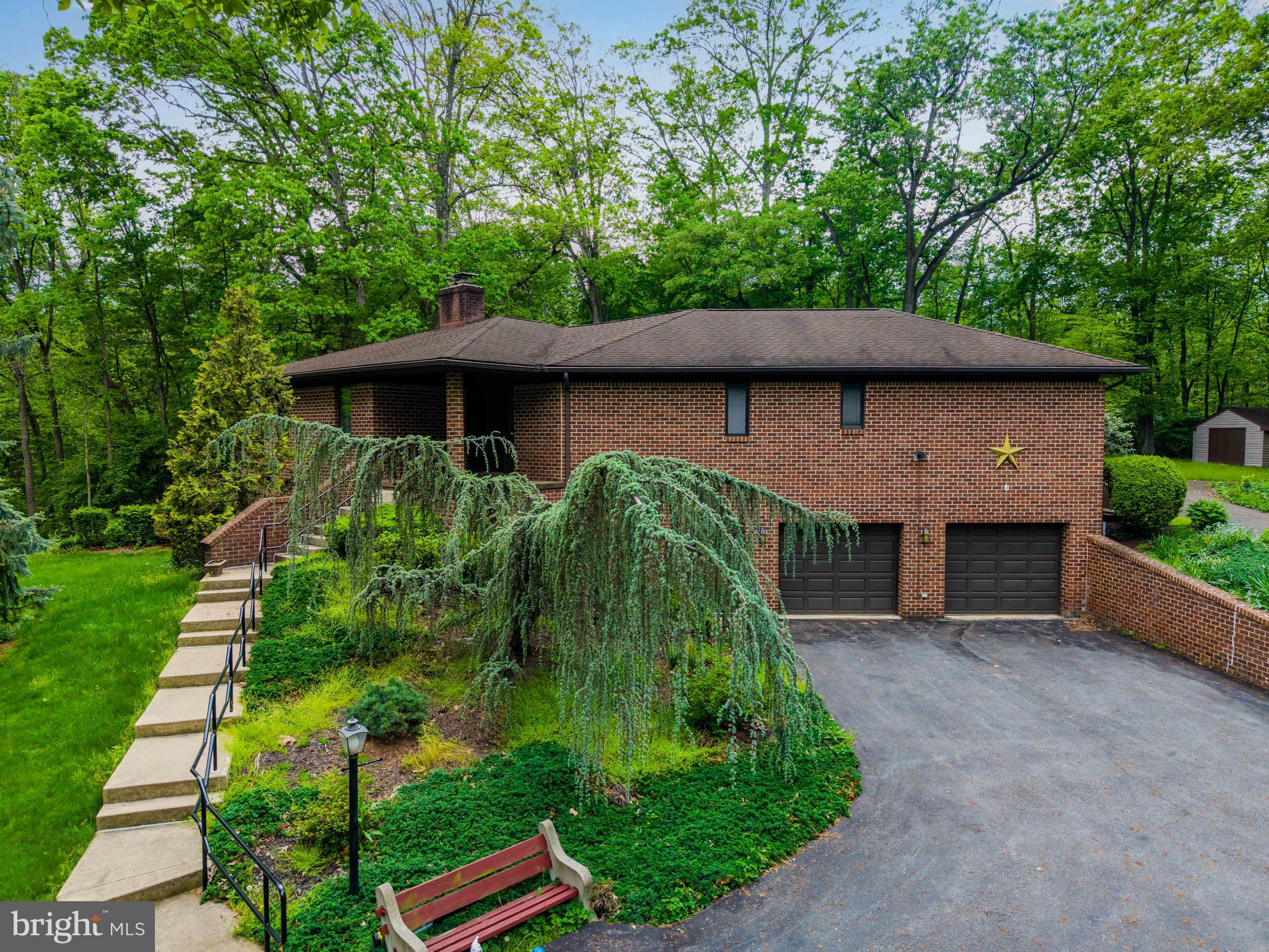 399 BARNSTABLE ROAD