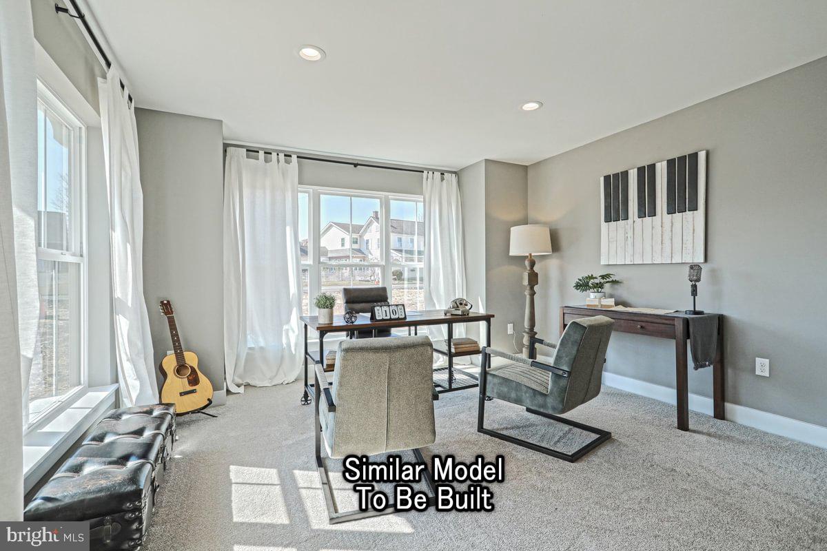 HICKORY POINTE - Residential