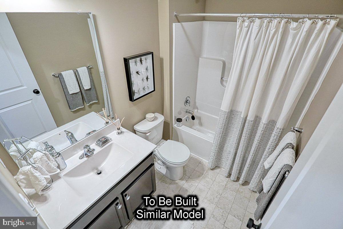 HICKORY POINTE - Residential