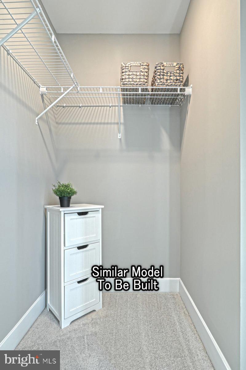 HICKORY POINTE - Residential