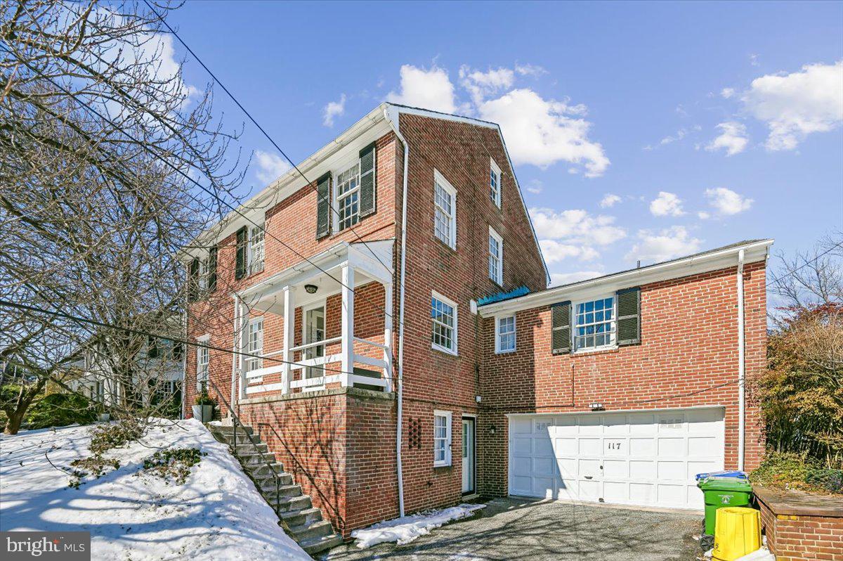 GREATER HOMELAND HISTORIC DISTRICT - Residential