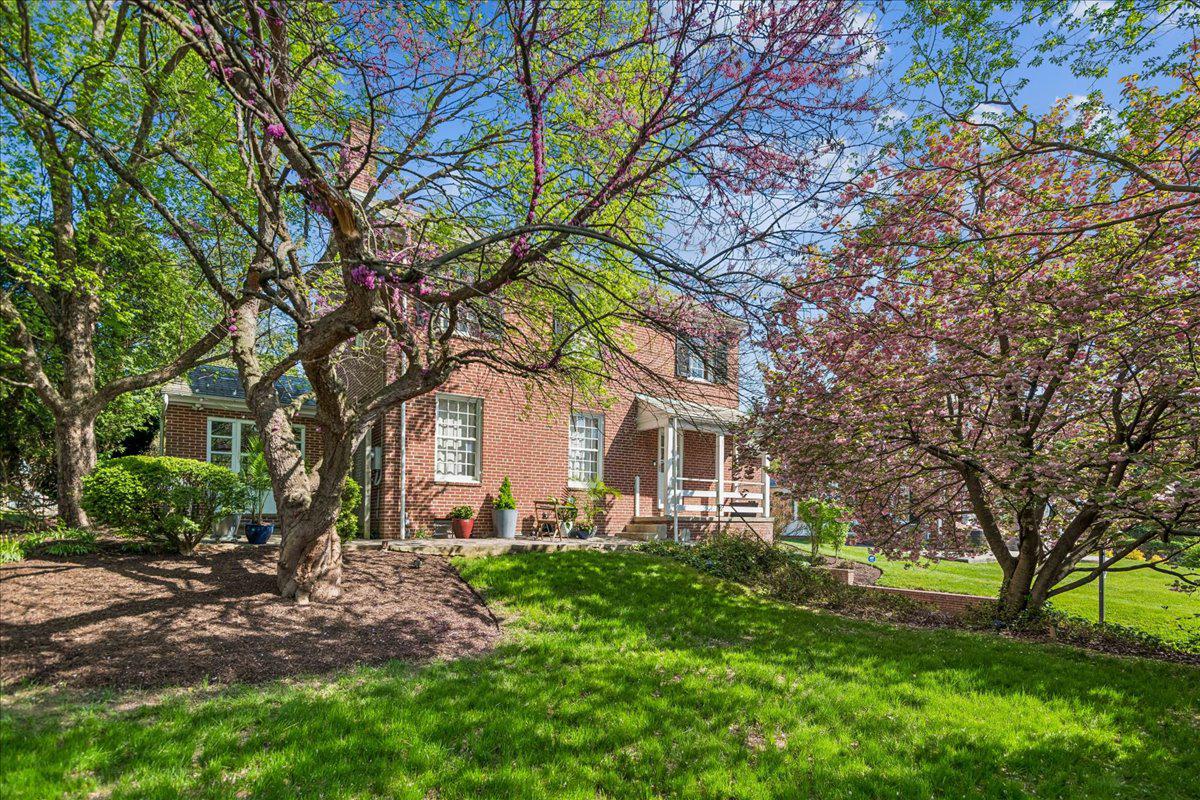 GREATER HOMELAND HISTORIC DISTRICT - Residential