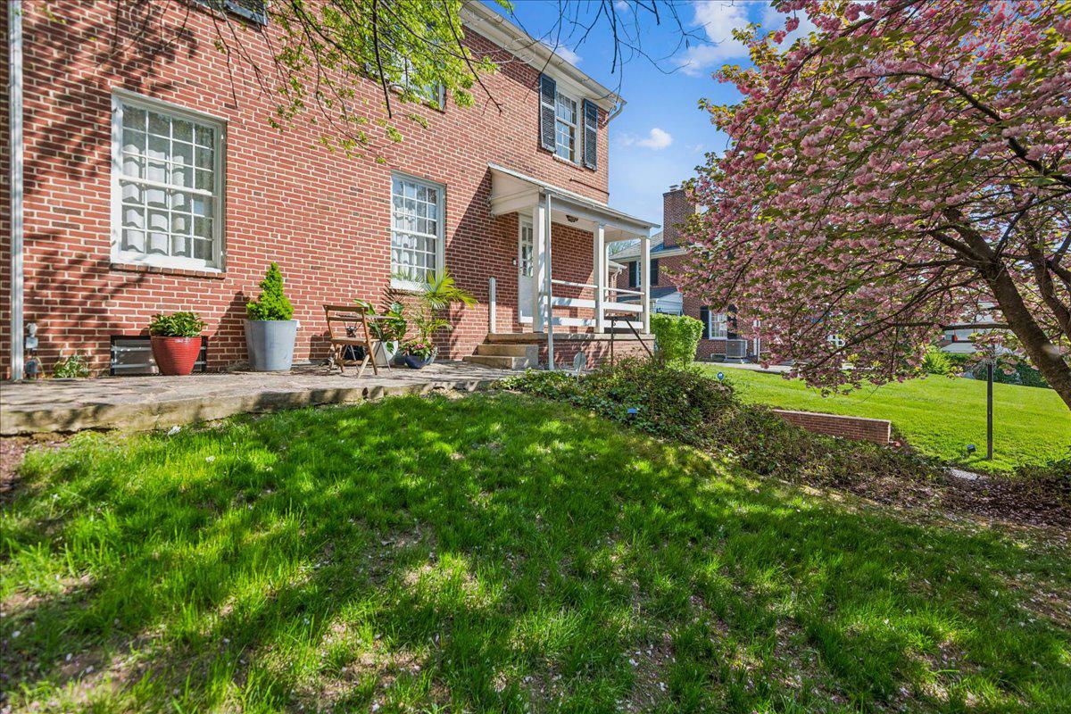 GREATER HOMELAND HISTORIC DISTRICT - Residential