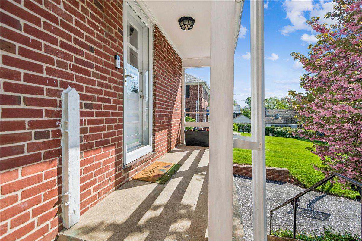 GREATER HOMELAND HISTORIC DISTRICT - Residential