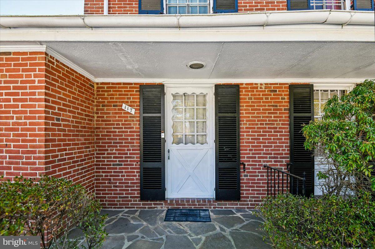 GREATER HOMELAND HISTORIC DISTRICT - Residential