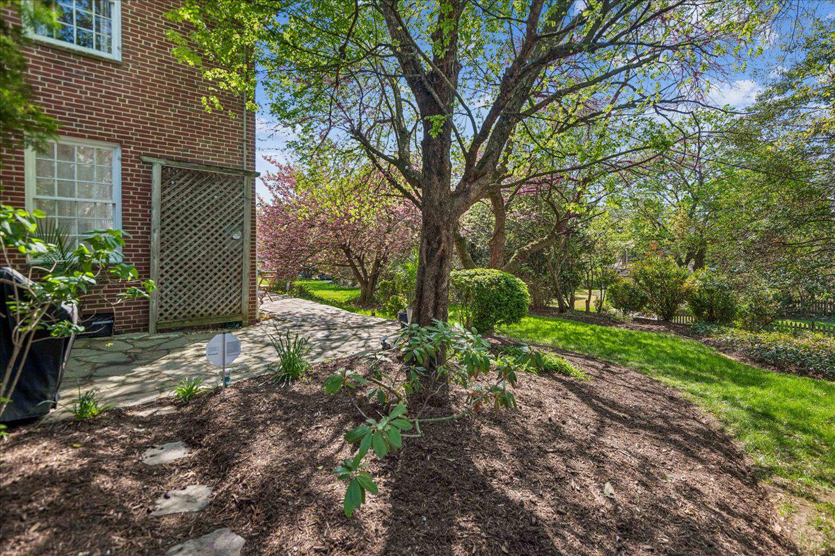 GREATER HOMELAND HISTORIC DISTRICT - Residential