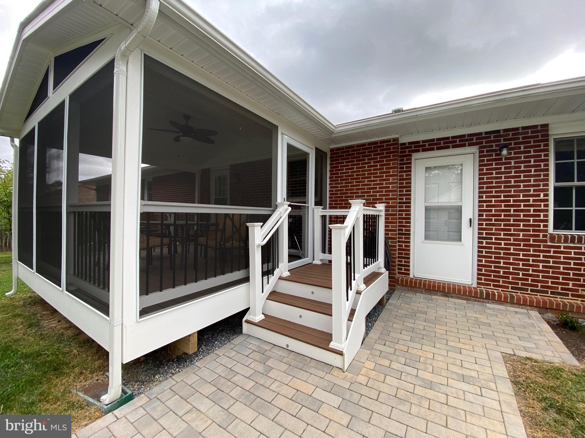 SPOTSWOOD ESTATES - Residential Lease