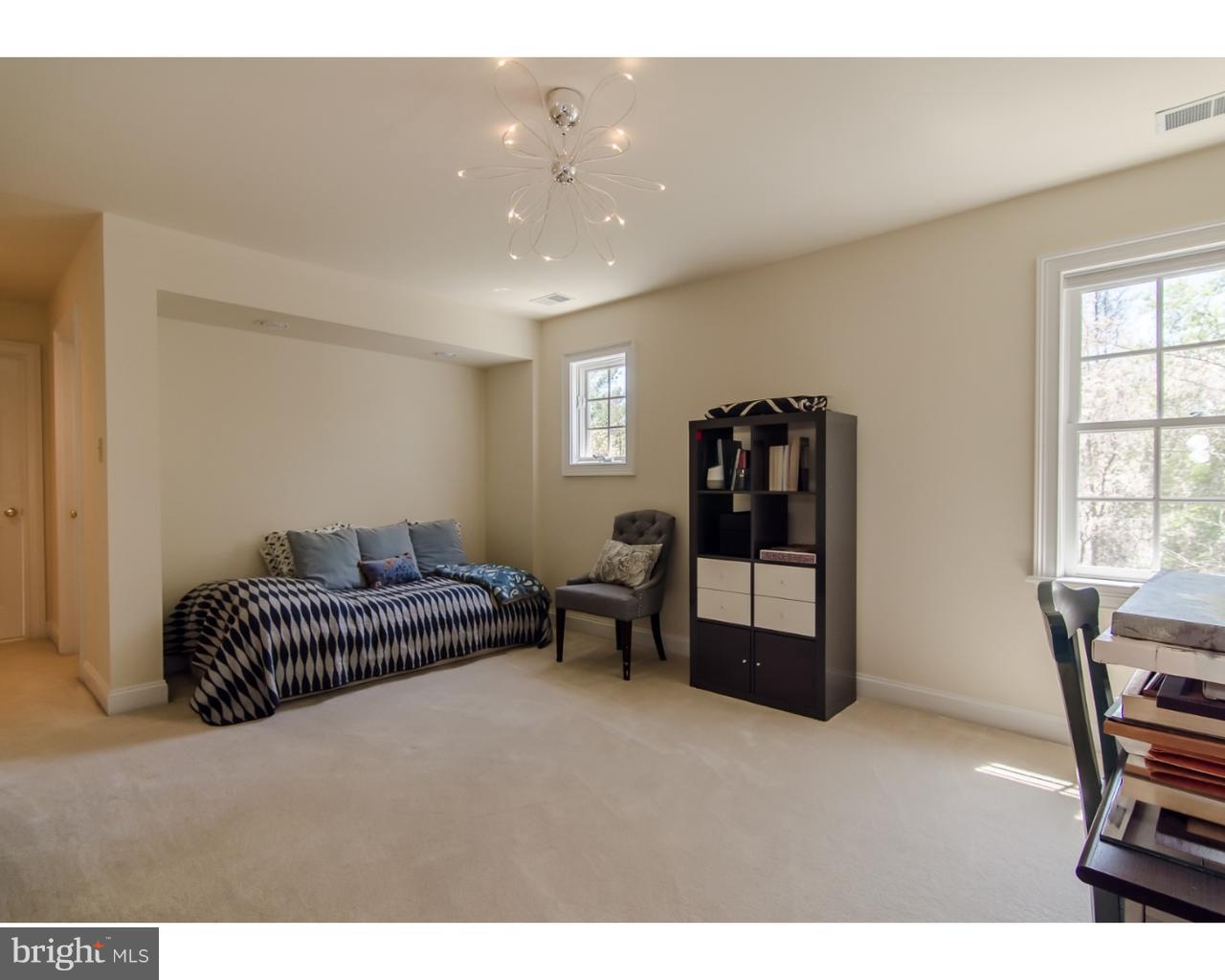 HOLLY HILL - Residential