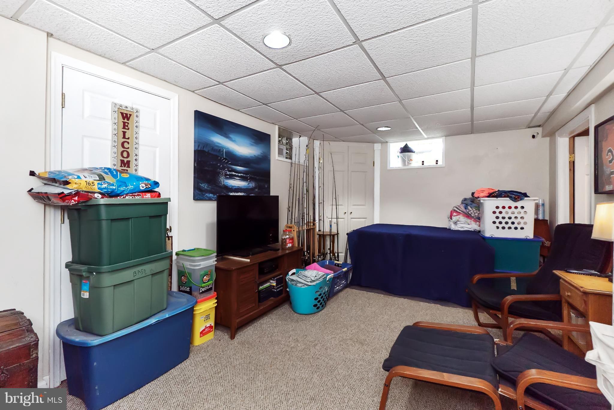 POPLAR AVENUE - Residential