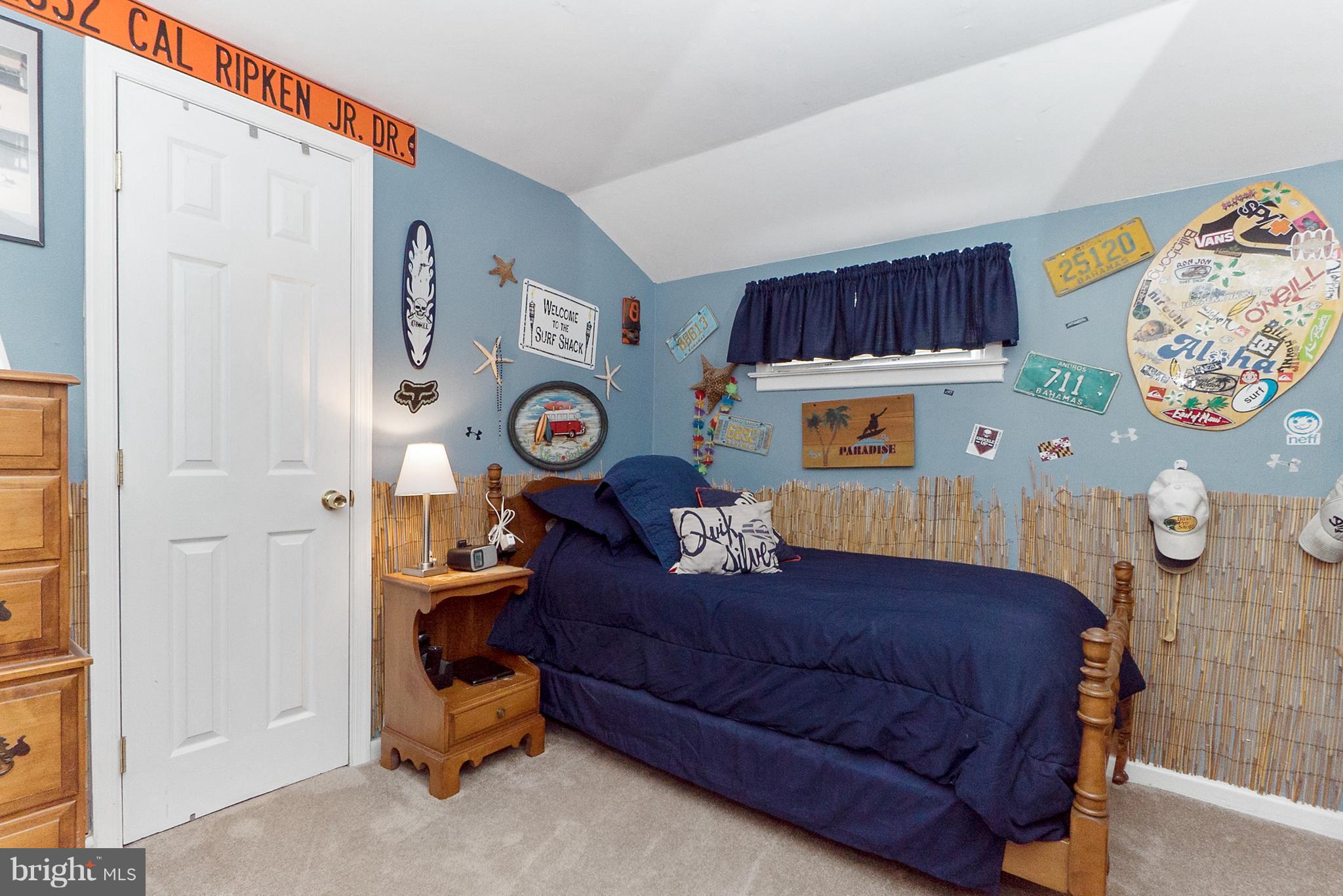 POPLAR AVENUE - Residential