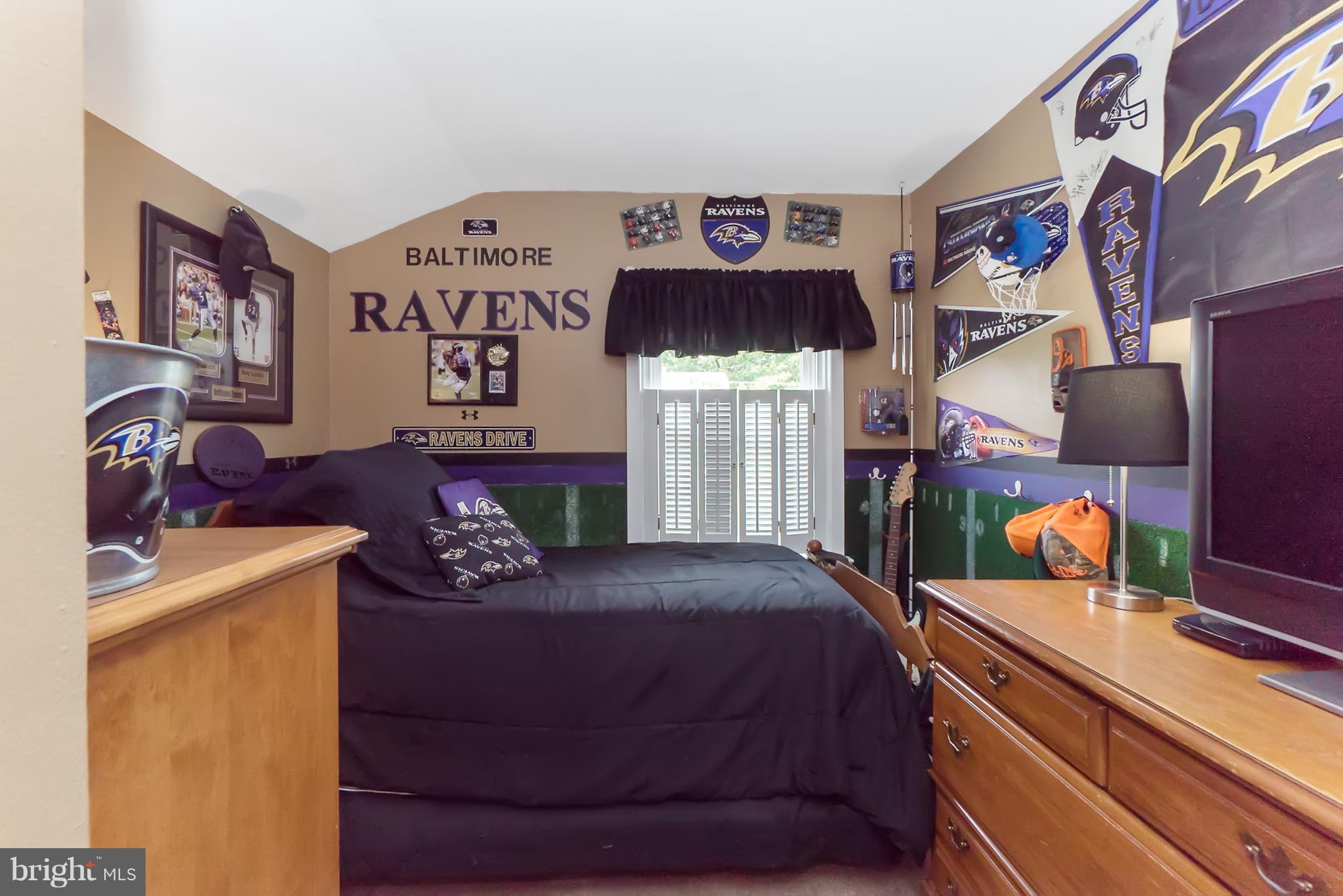 POPLAR AVENUE - Residential