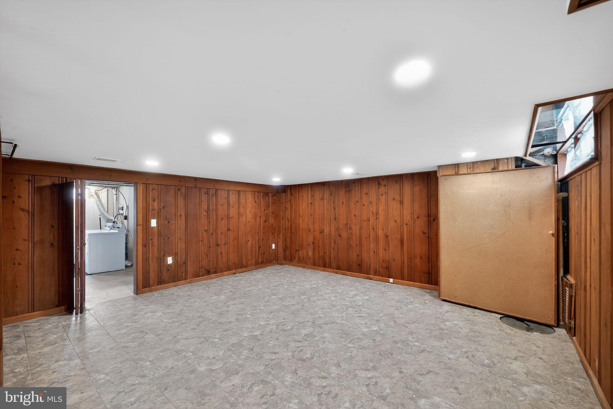 LOCH RAVEN VILLAGE - Residential