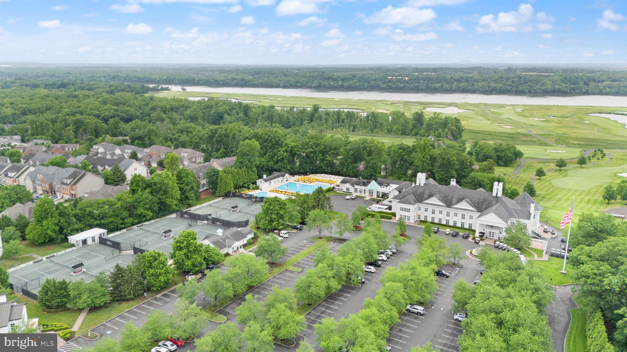MEDINAH HOMES - Residential