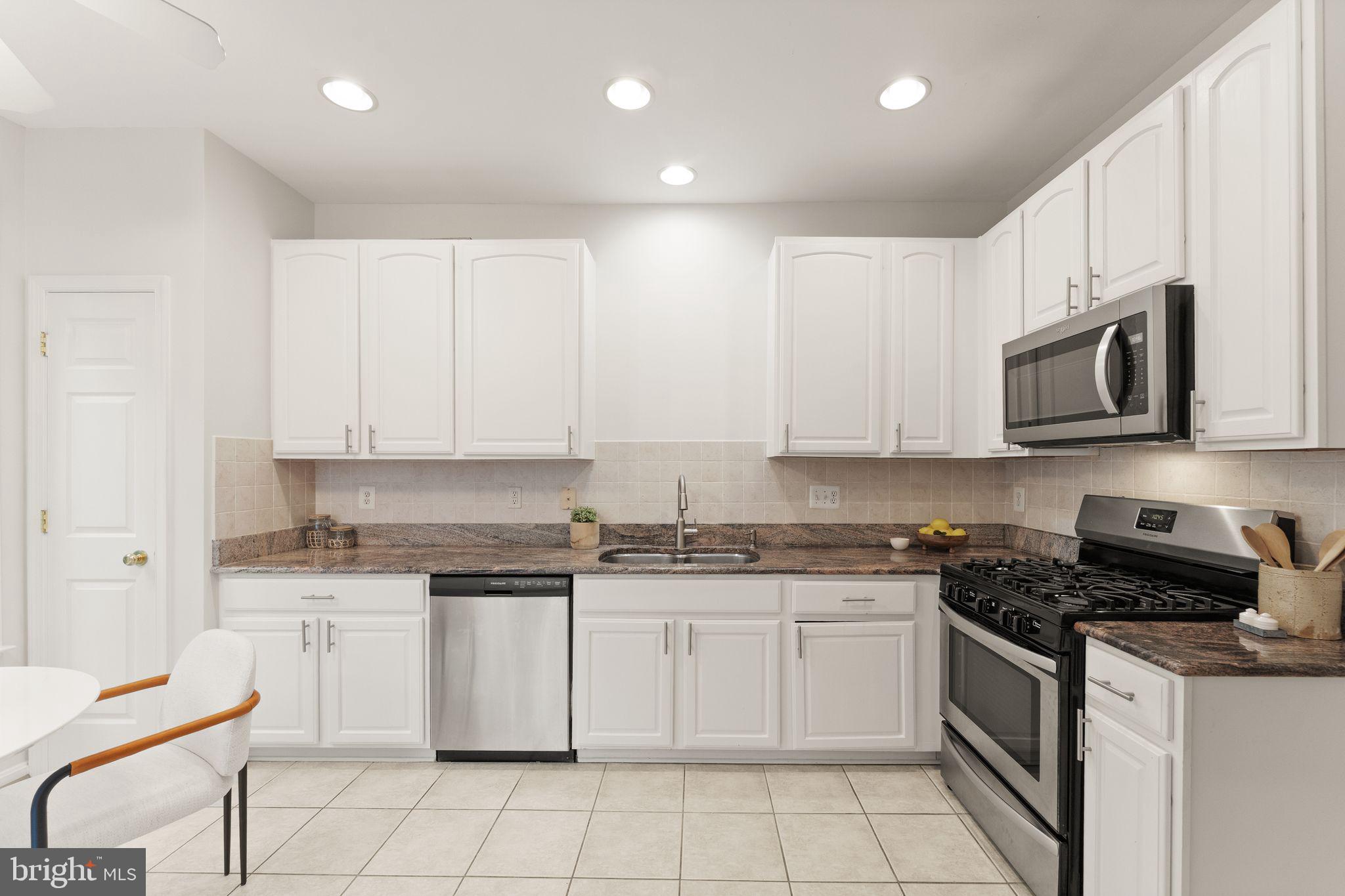 MEDINAH HOMES - Residential