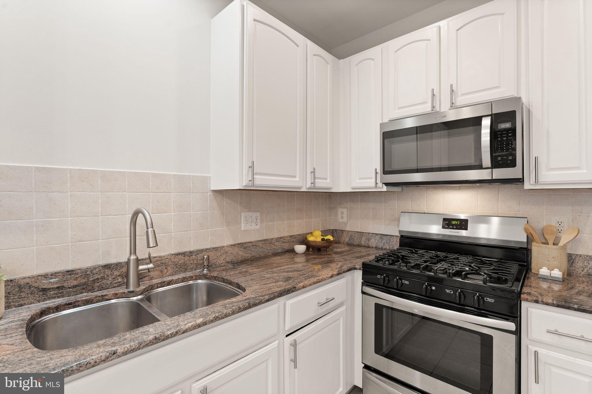 MEDINAH HOMES - Residential