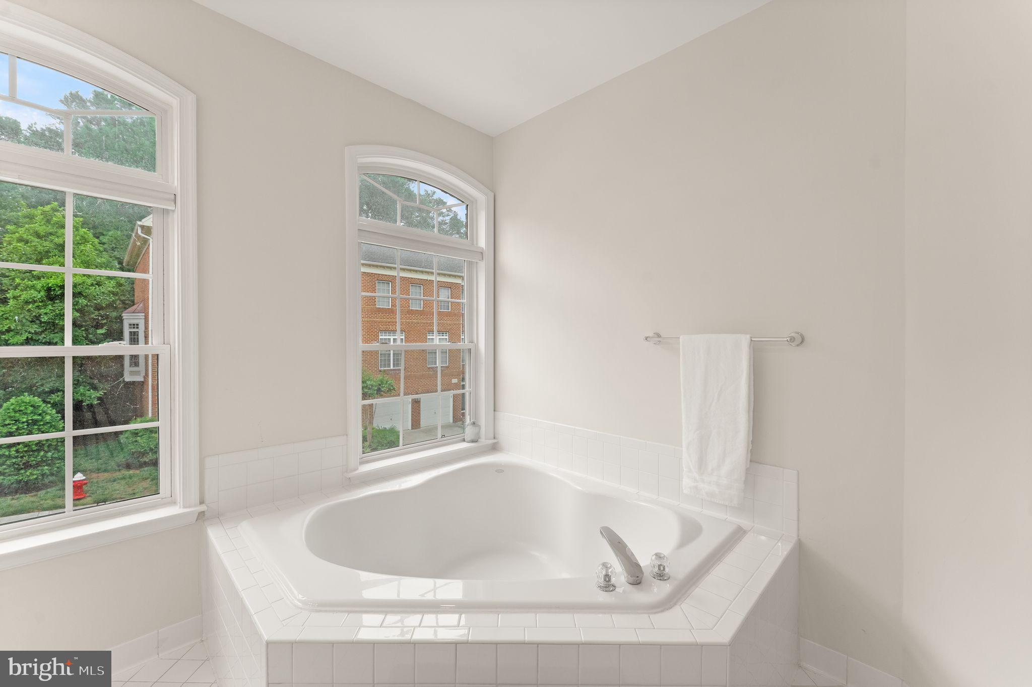 MEDINAH HOMES - Residential