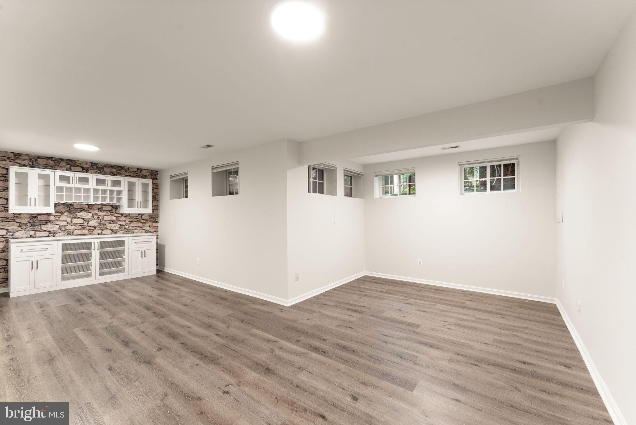 MEDINAH HOMES - Residential