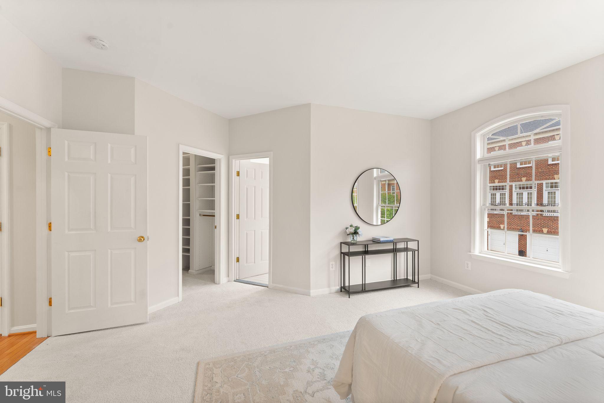 MEDINAH HOMES - Residential