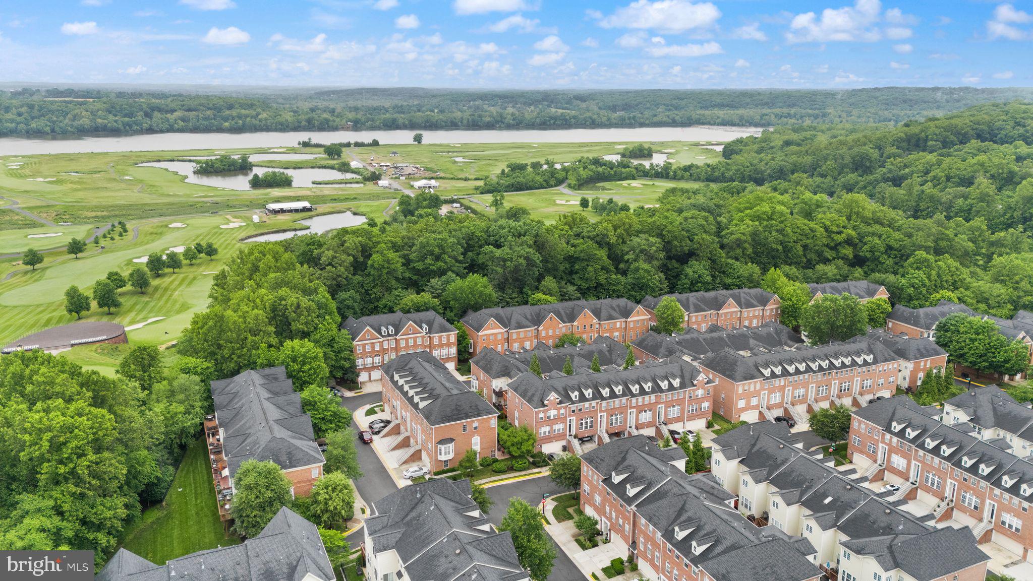 MEDINAH HOMES - Residential