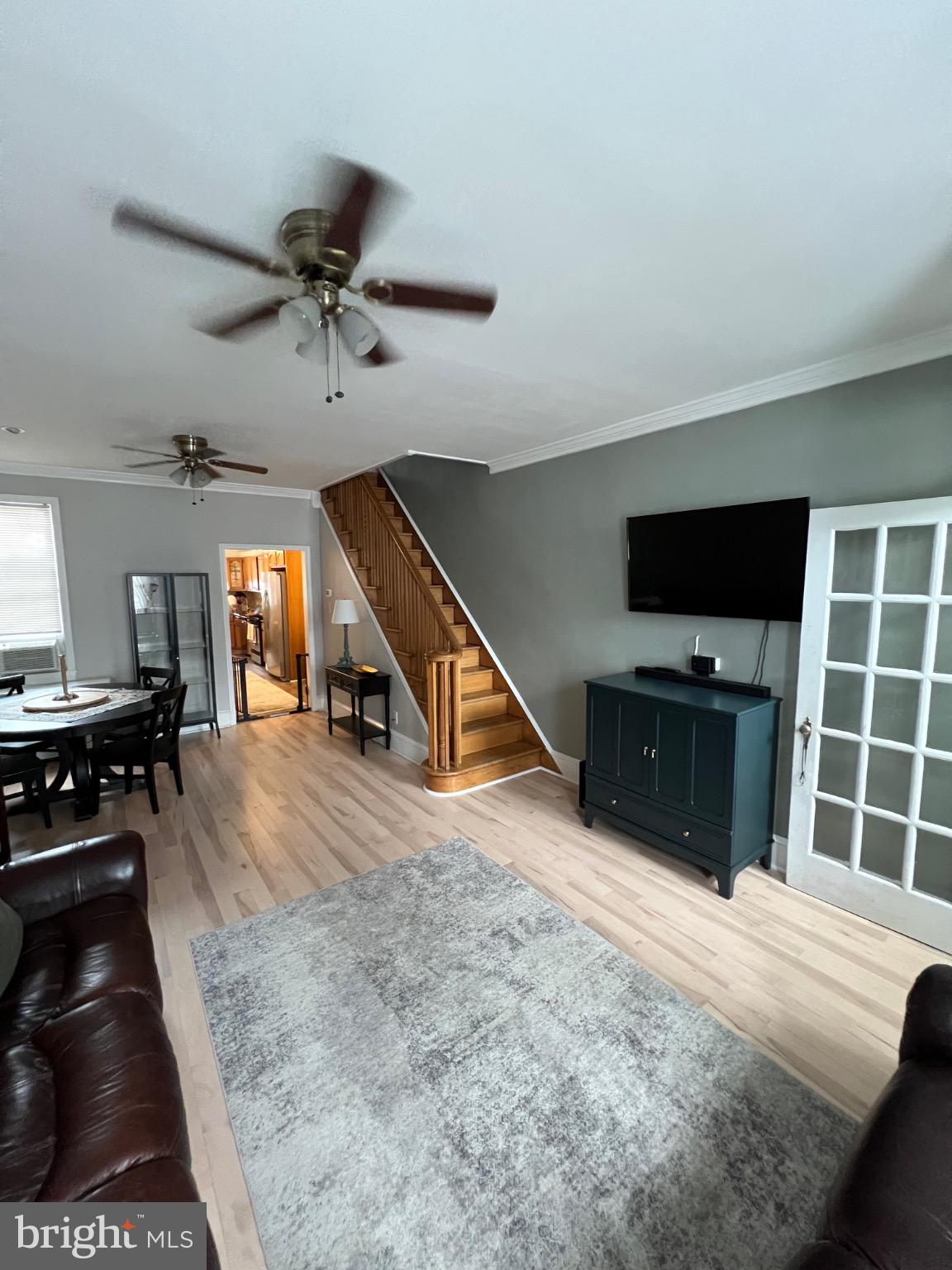 PORT RICHMOND - Residential Lease