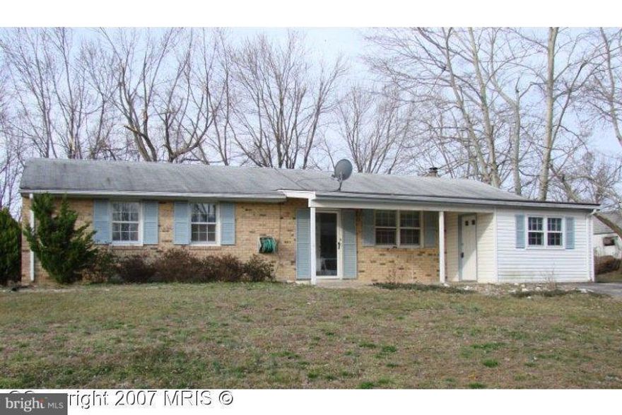 Nice 4 bedroom 2 bath rambler with fenced back yard with new paint and carpet. Close commute to DC. Quiet community.Landlord is willing to work with responsible adults trying to reestablish their credit.