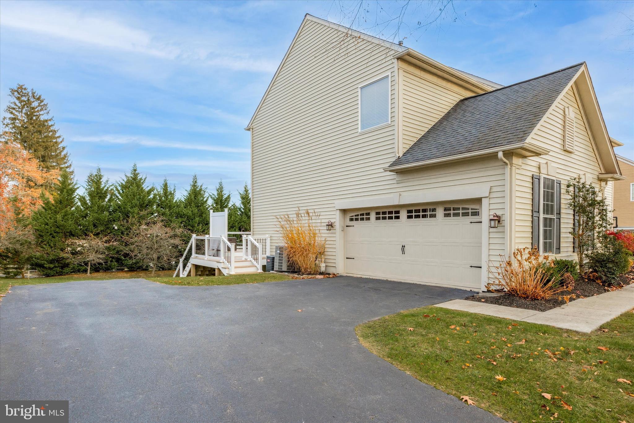 APPLEGATE - Residential