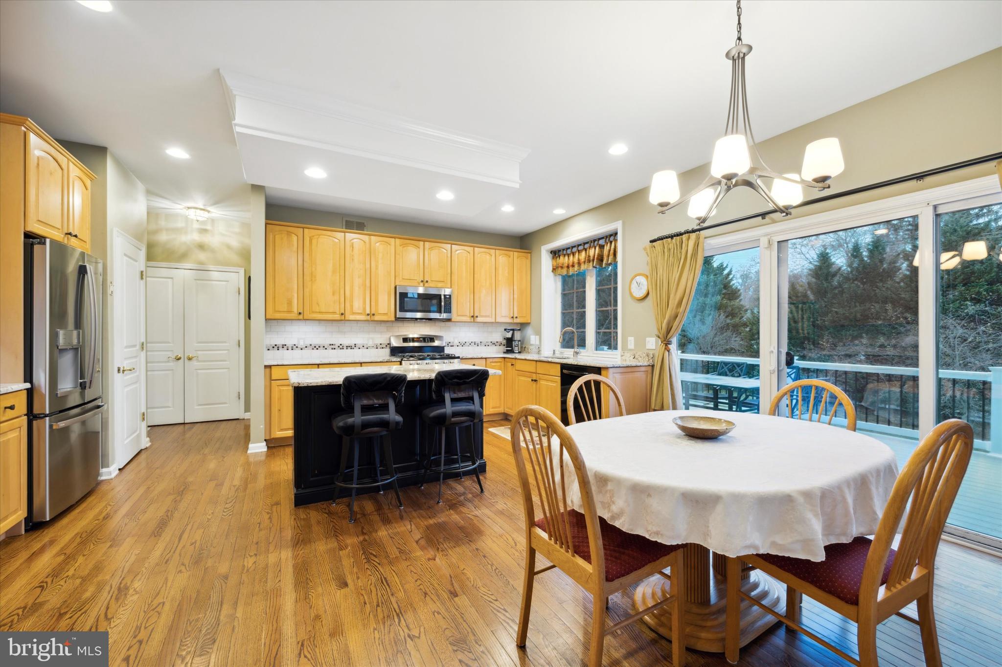 APPLEGATE - Residential