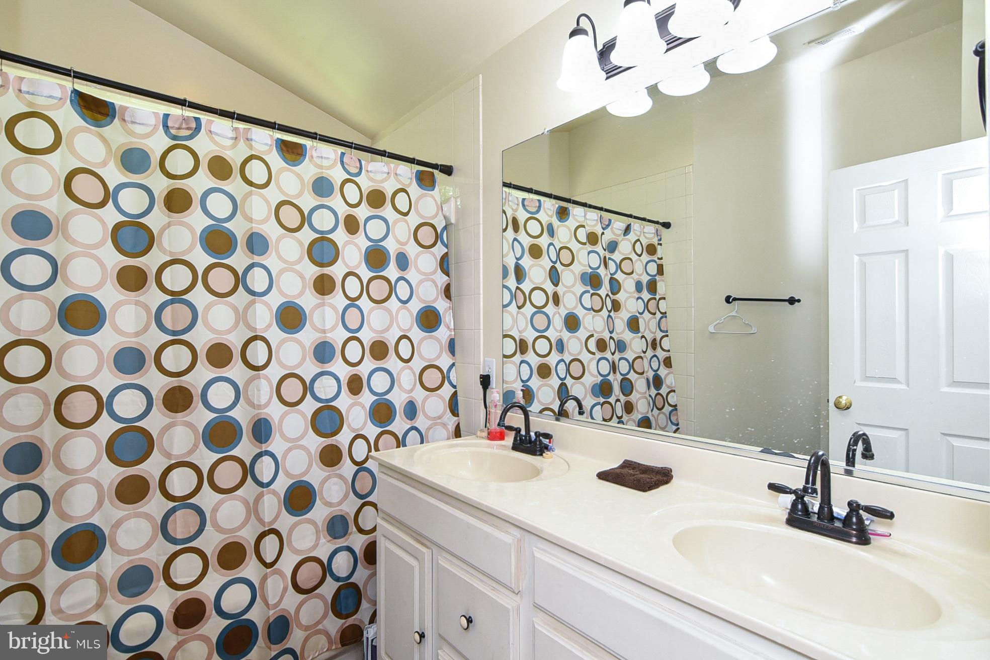 LAKE ARROWHEAD - Residential