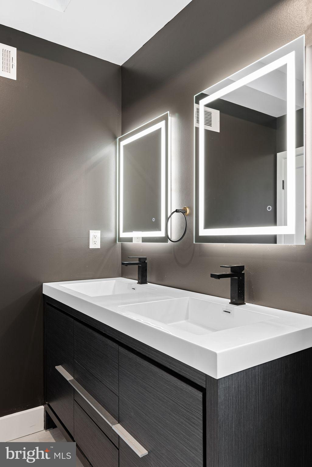 GRAYS FERRY - Residential