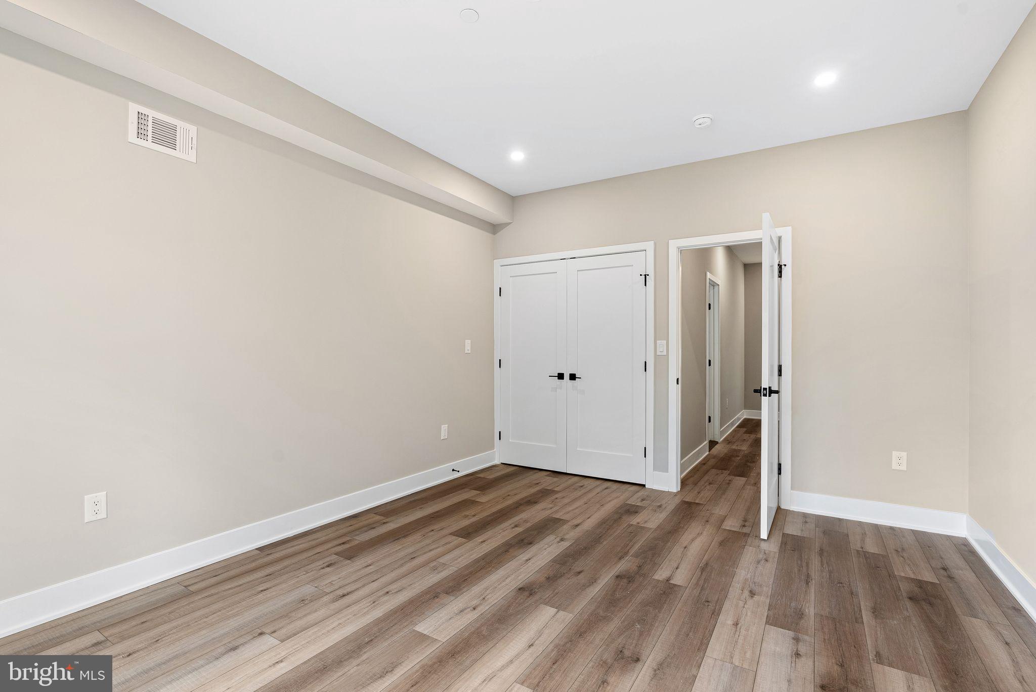 GRAYS FERRY - Residential