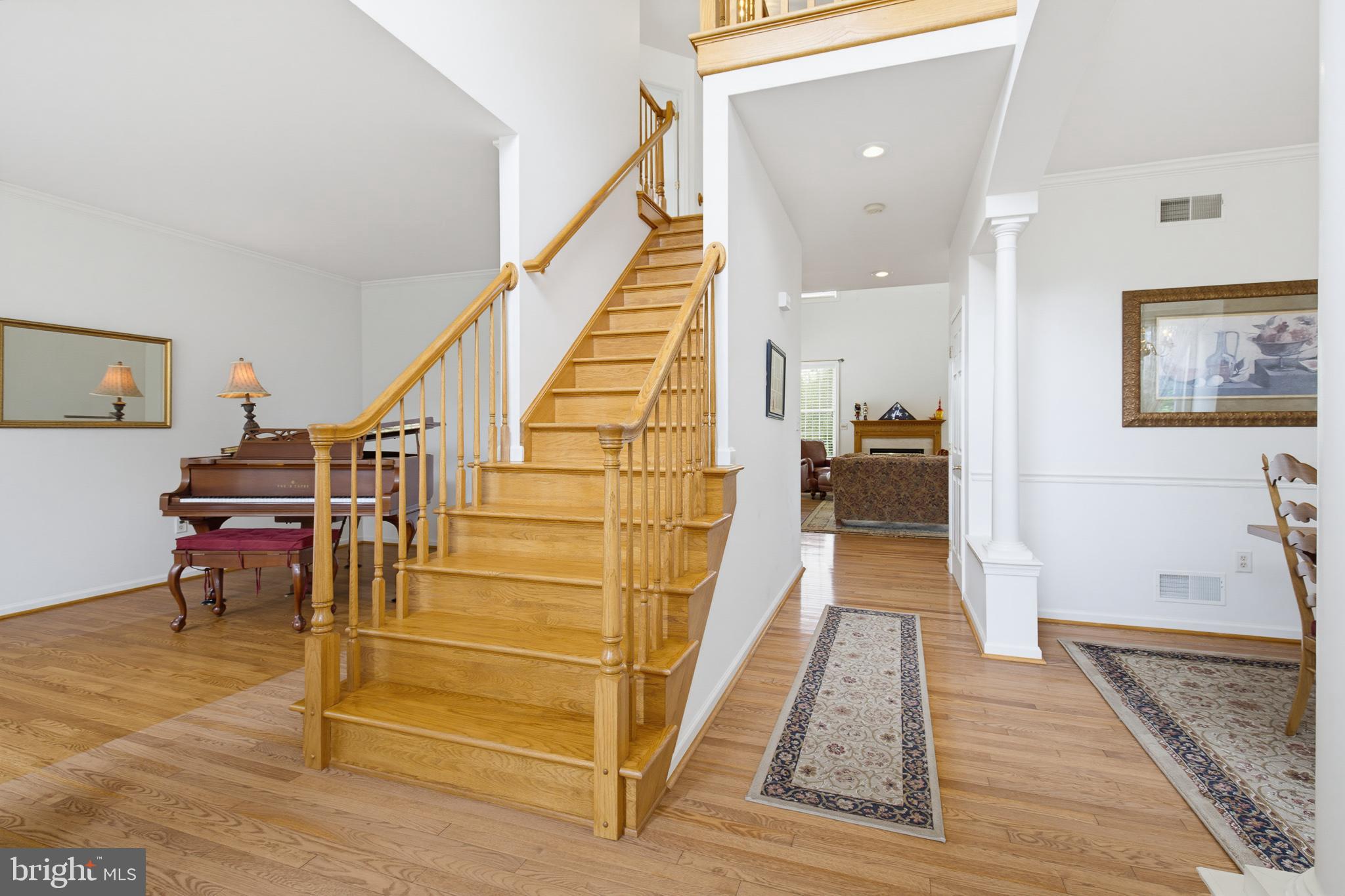 6 ANDREW COURT
