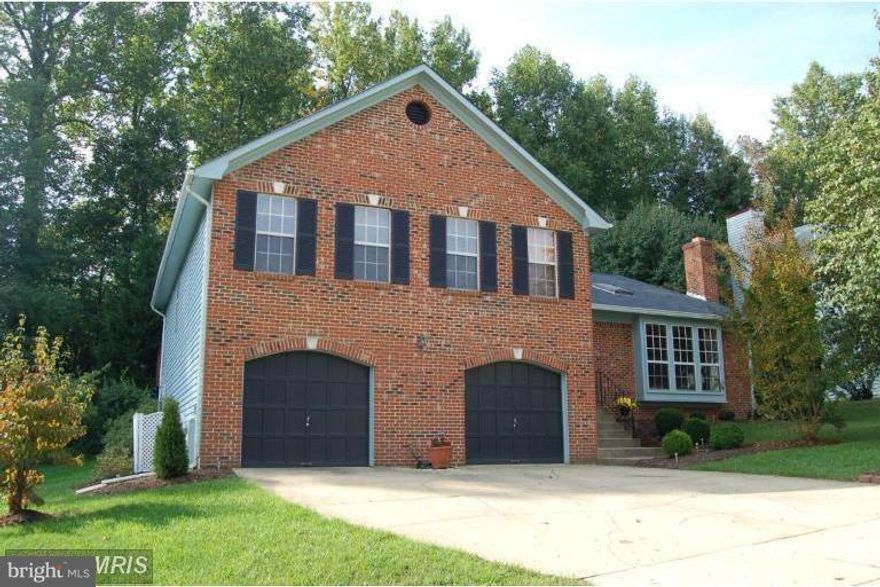 Wonderful open floor plan! Updates! Backs to trees, with a private deck. MARC & METRO less than 15 min. away. Walking/biking trail. Close to Ft. Meade, Andrews AFB, NSA, Linthicum, Baltimore, D.C., Annapolis. Large living room with two story ceiling and stone fireplace. Make sure you look at the pictures to see all the great features this home has!