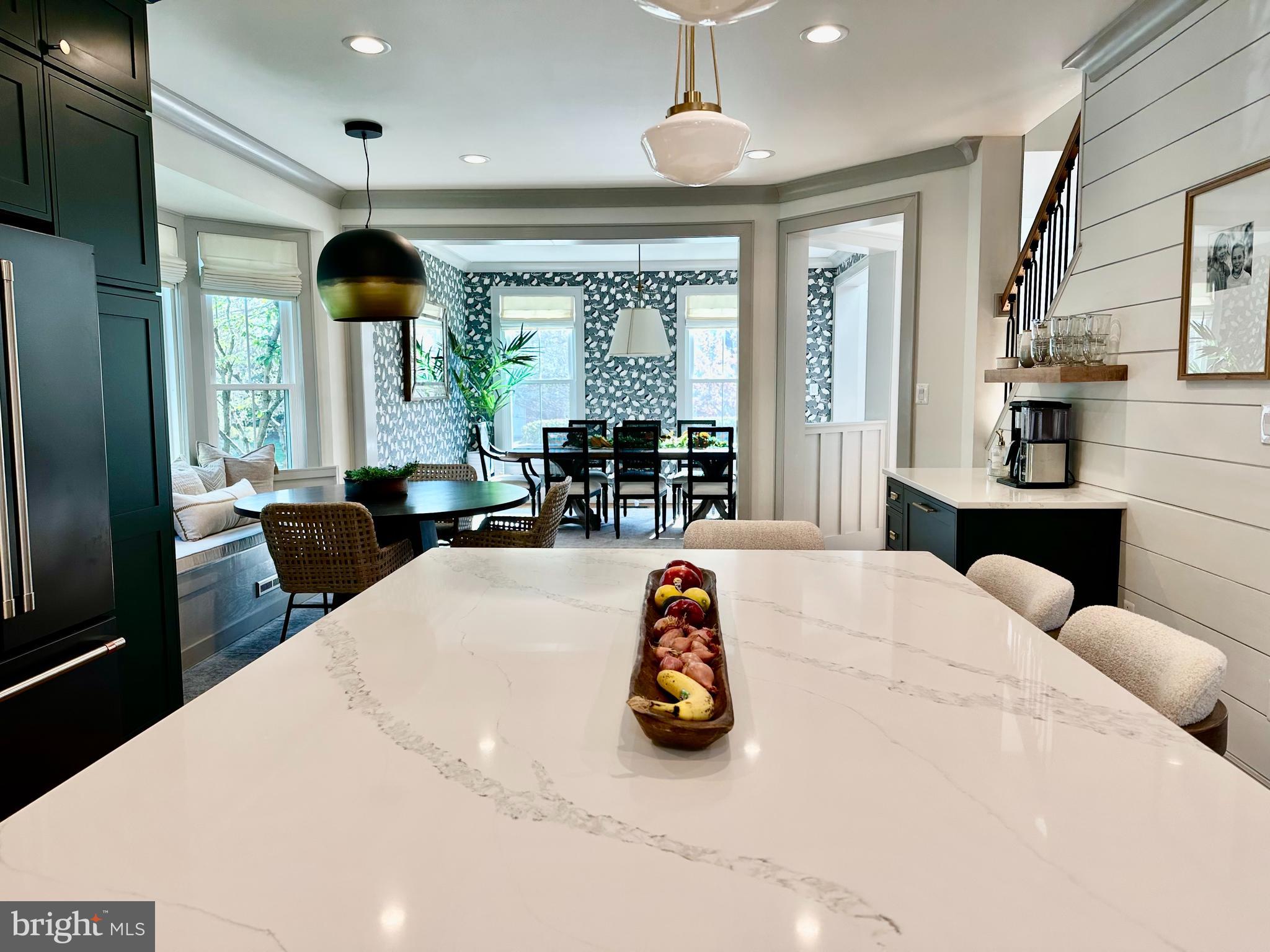 SIGNATURE AT BROADLANDS - Residential