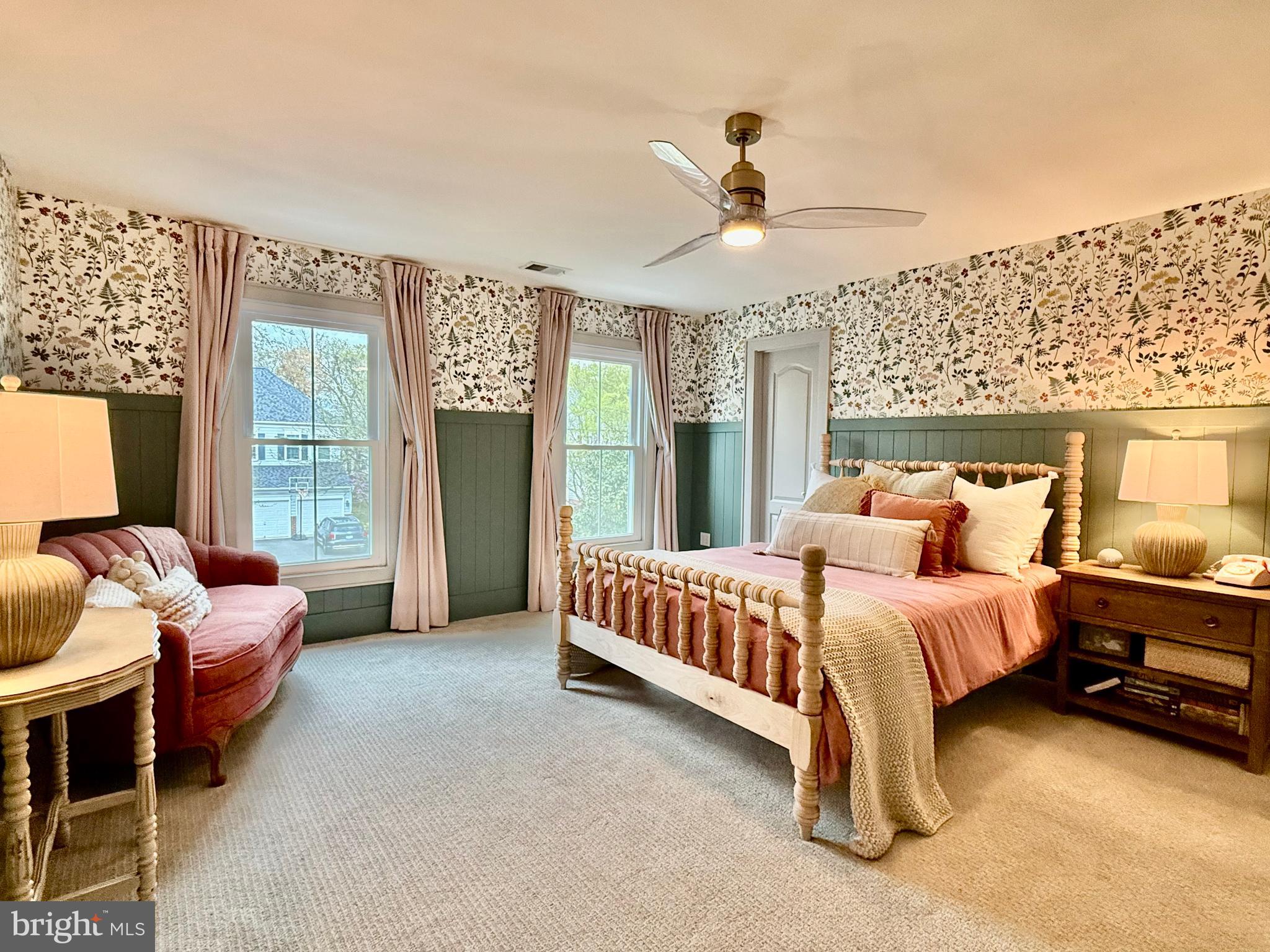 SIGNATURE AT BROADLANDS - Residential