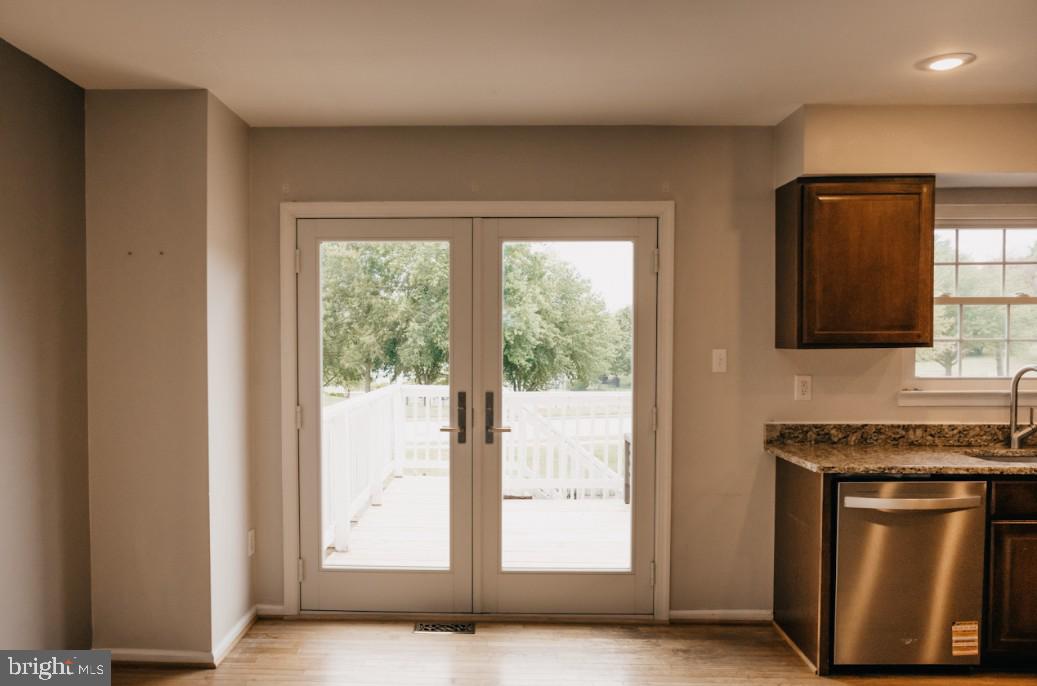 AVONDALE RUN - Residential Lease