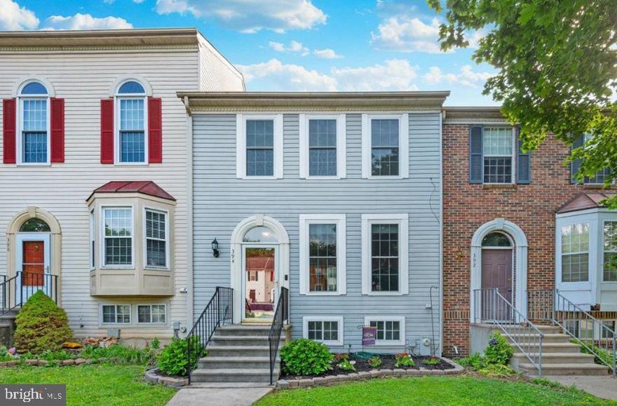 Welcome to 394 Doral Court, a charming townhouse nestled in the sought-after Avondale Run community of Westminster. This inviting home features hardwood floors throughout the main level, offering a warm and welcoming space perfect for gatherings. The updated kitchen is equipped with granite countertops, stainless steel appliances, and a spacious dining area with sliding doors that open to a large deck and fenced backyard, ideal for outdoor entertaining.
Upstairs, you’ll find two generously sized bedrooms with vaulted ceilings. The bright and airy primary bedroom sits adjacent to a large bathroom complete with a stand-up shower and luxurious soaking tub. The walkout basement adds even more living space, featuring a cozy family room with a corner wood-burning fireplace and direct access to the fenced yard.
Blending comfort and style in a wonderful neighborhood, this home is ready to welcome its next owner. Don’t miss the opportunity, schedule your tour today!