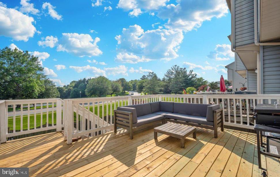 AVONDALE RUN - Residential Lease