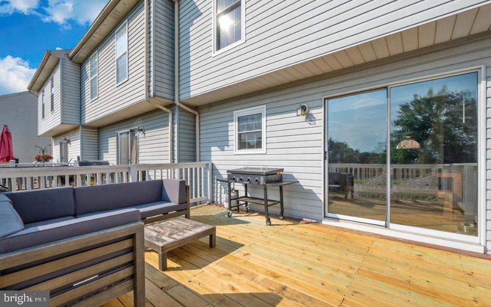 AVONDALE RUN - Residential Lease