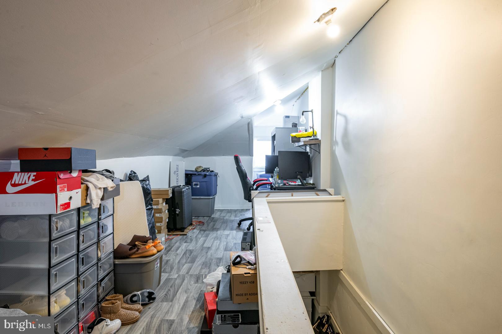 NORTHEAST READING - Residential