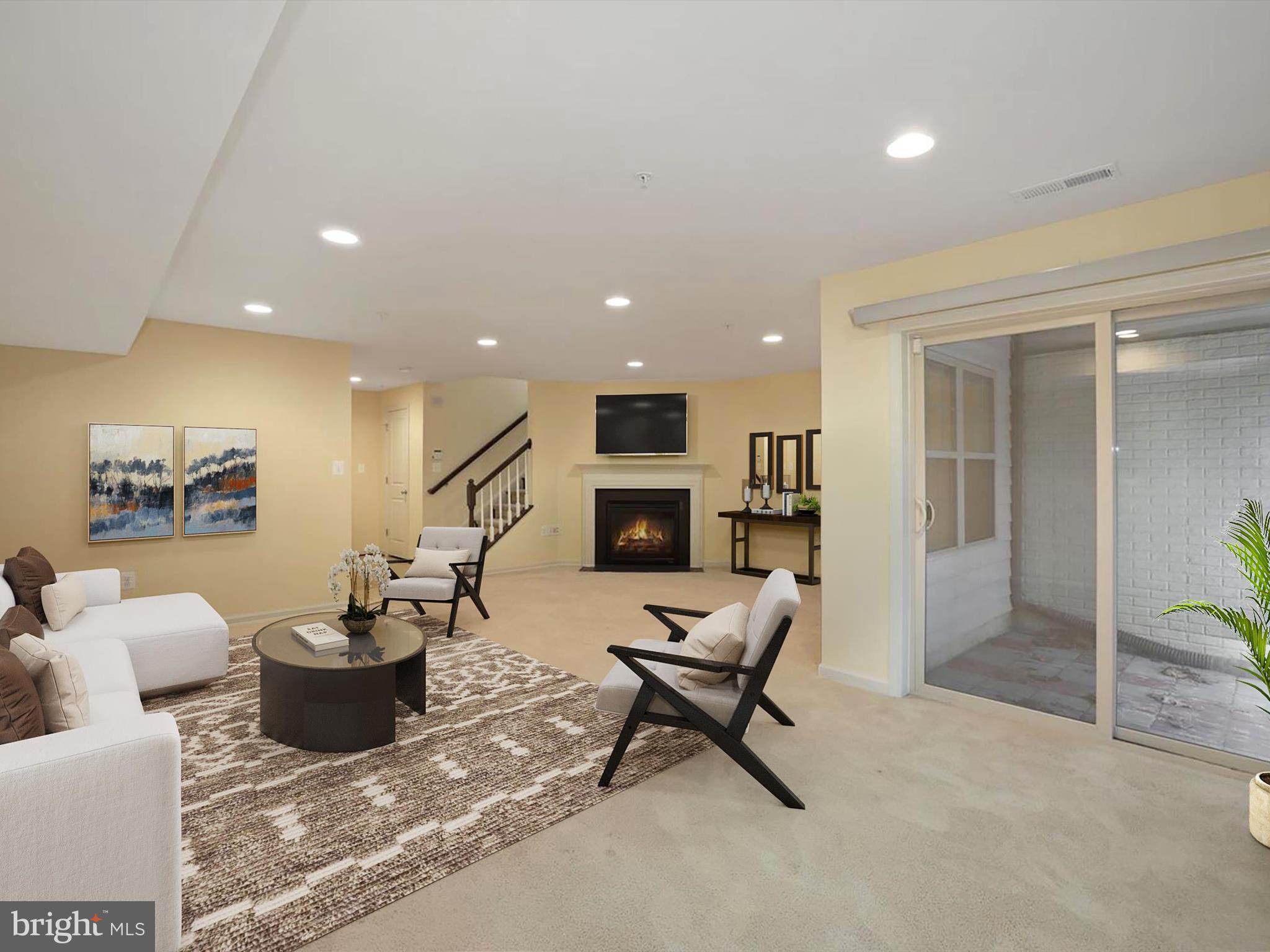 POPLAR RUN - Residential