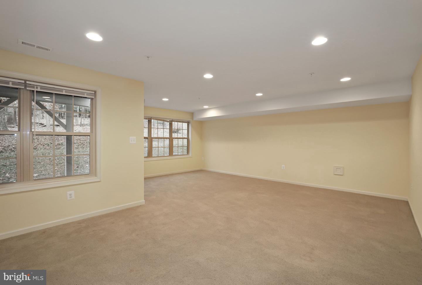 POPLAR RUN - Residential