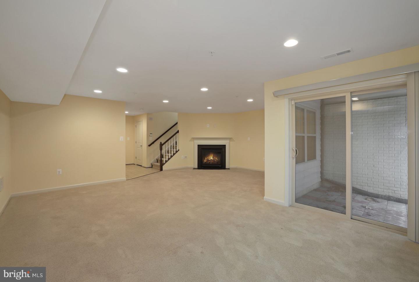 POPLAR RUN - Residential