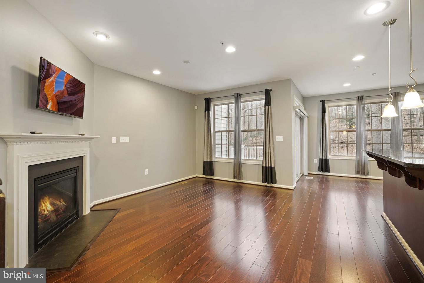 POPLAR RUN - Residential