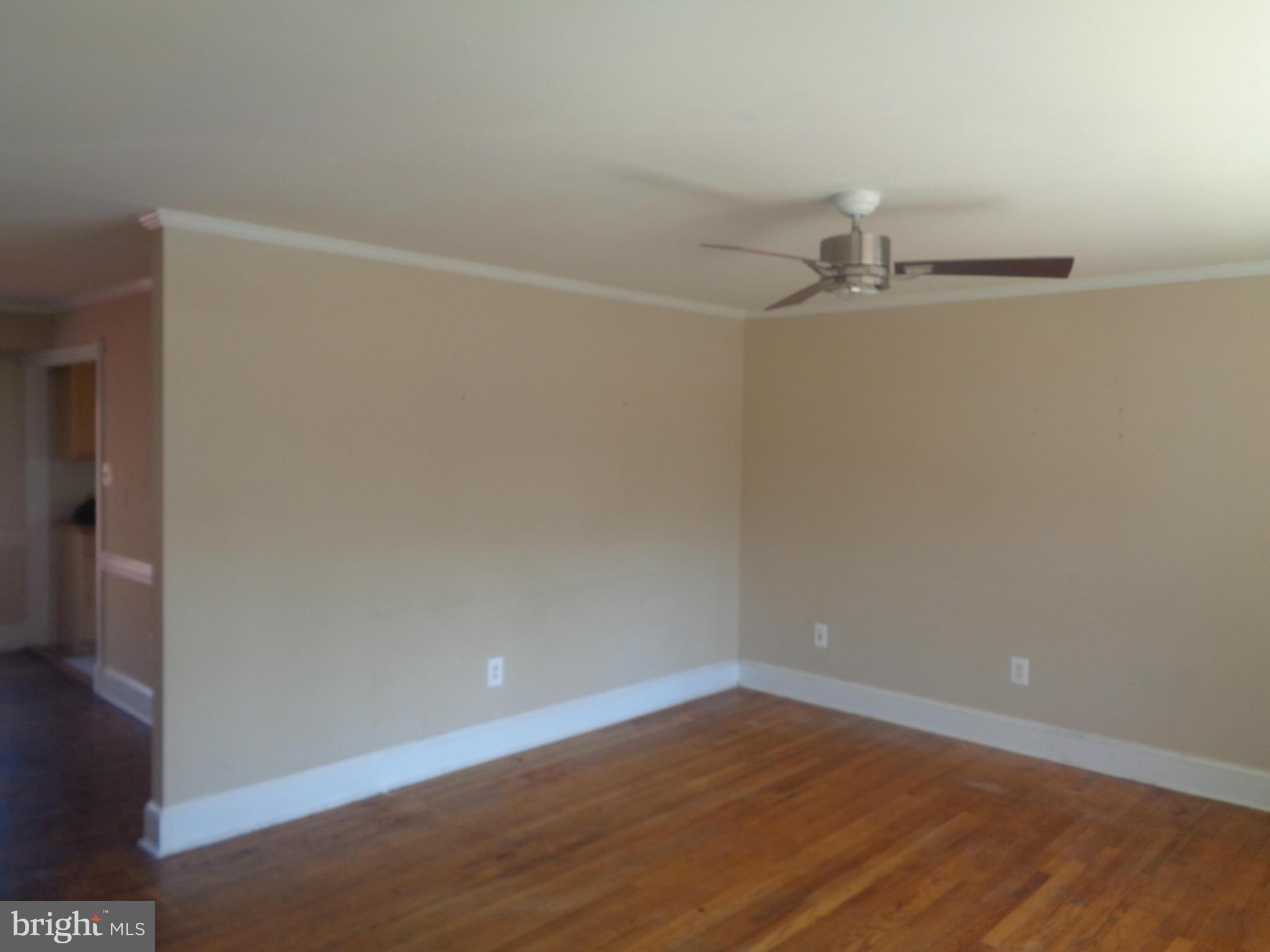 KNOLLWOOD - Residential Lease