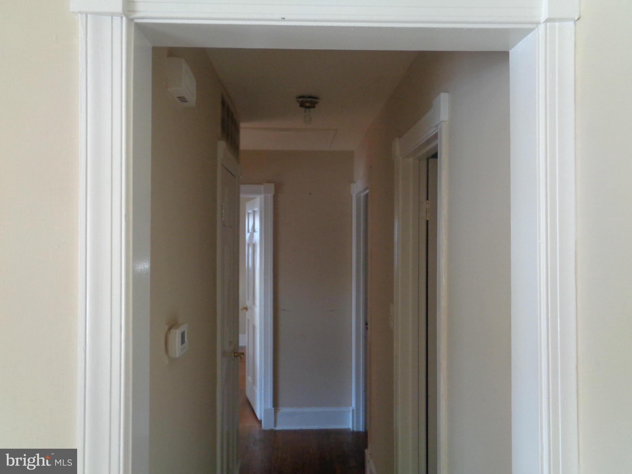 KNOLLWOOD - Residential Lease