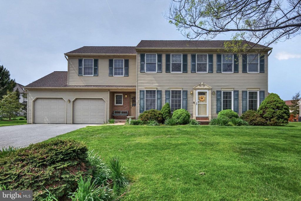 Photo of 213 Stone Creek Road, LANCASTER, PA 17603 (MLS # PALA2086212)