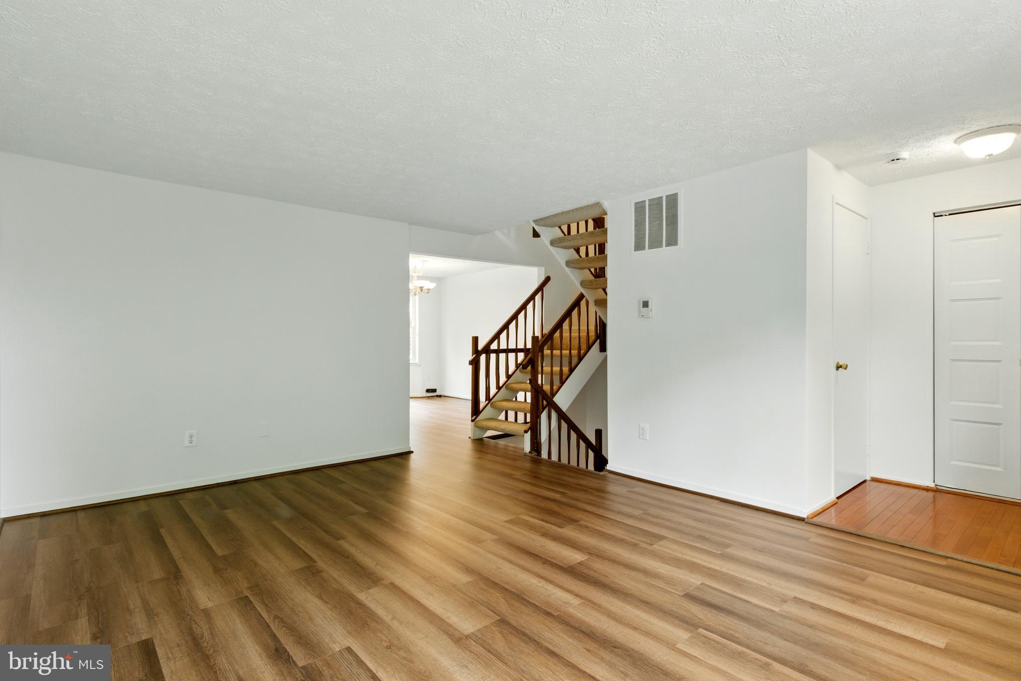 351 GUNDRY DRIVE
