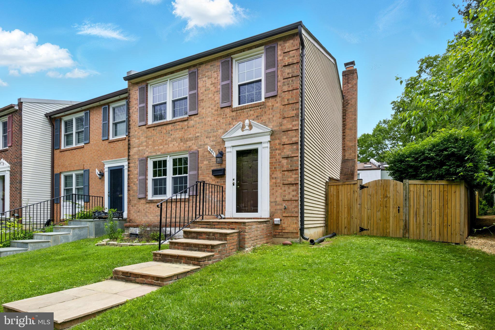 351 GUNDRY DRIVE