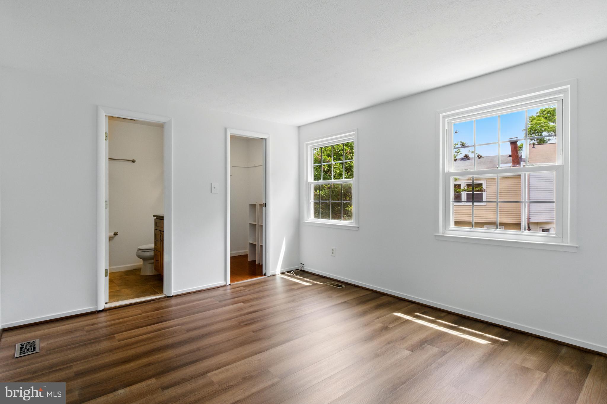 CHERRY HILL TOWNHOUSES - Residential Lease